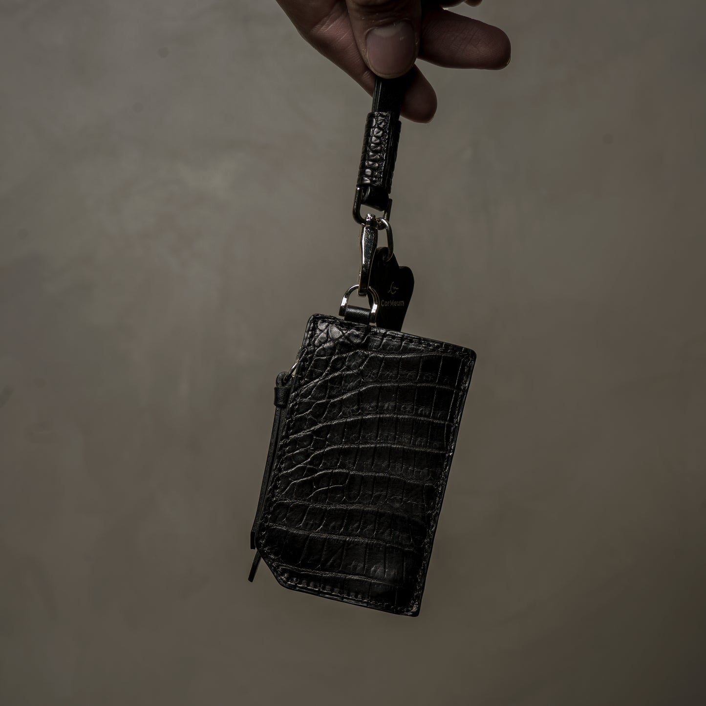 CROCODILE LEATHER MATTE BALCK ZIPPER MULCH CASE MINI