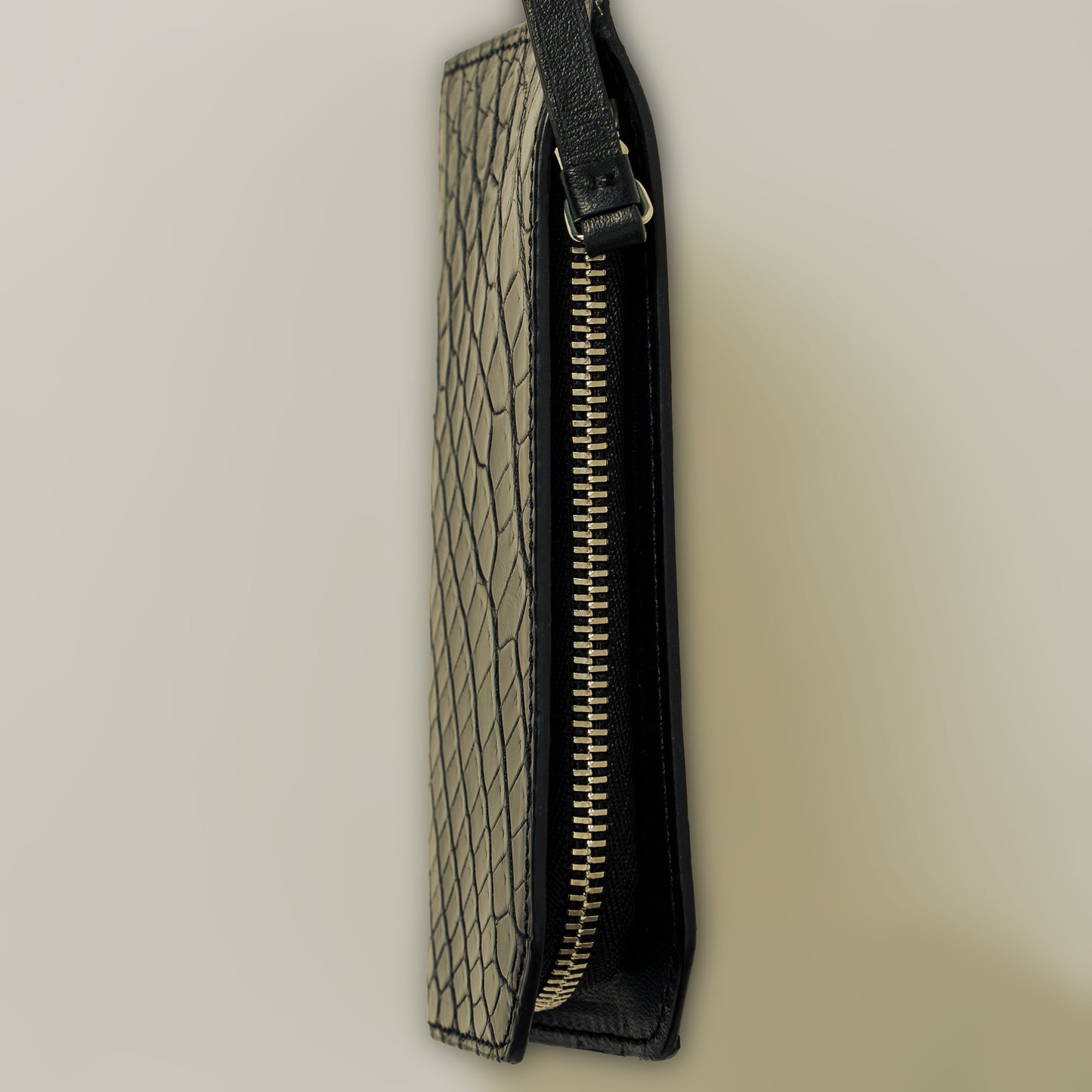 CROCODILE LEATHER MATTE BALCK ZIPPER MULCH CASE MINI