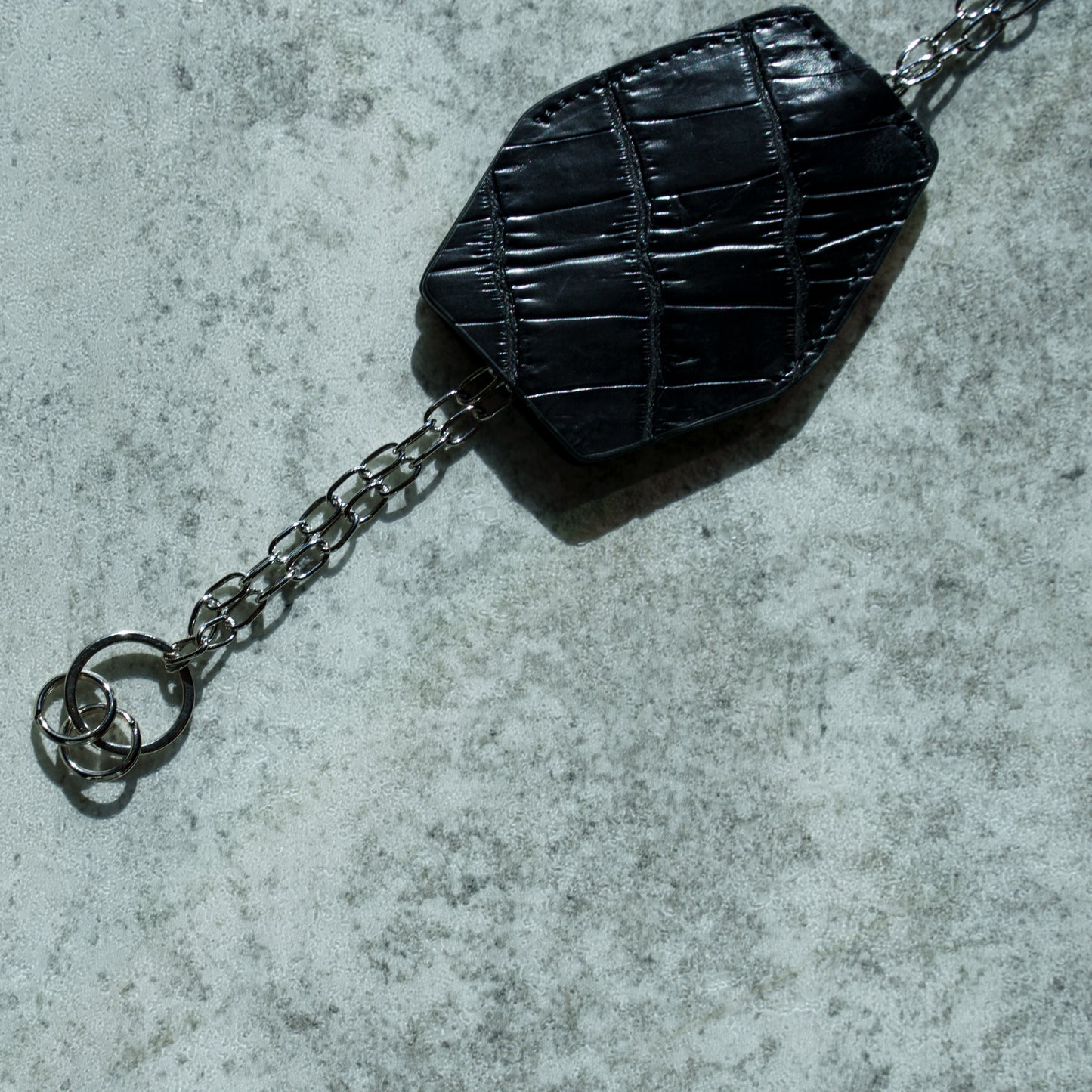 CROCODILE LEATHER MATTE BLACK KEY NECKLACE[NFC]