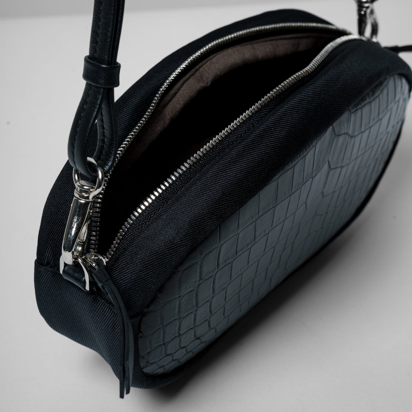 CROCODILE LEATHER MATTE BLACK OVAL SHOULDER BAG