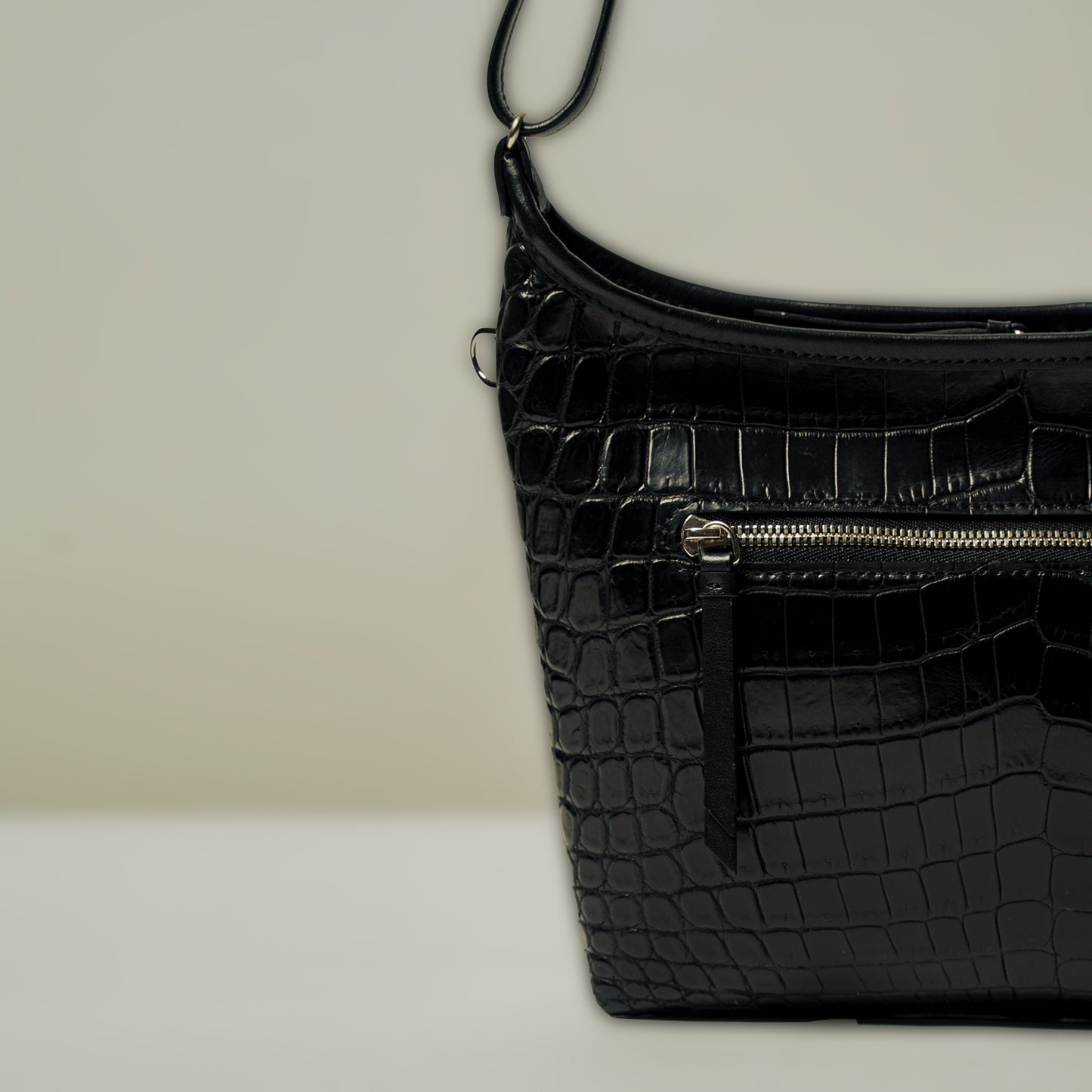 CROCODILE LEATHER MATTE BLACK FRONT ZIPPER SACOCHE