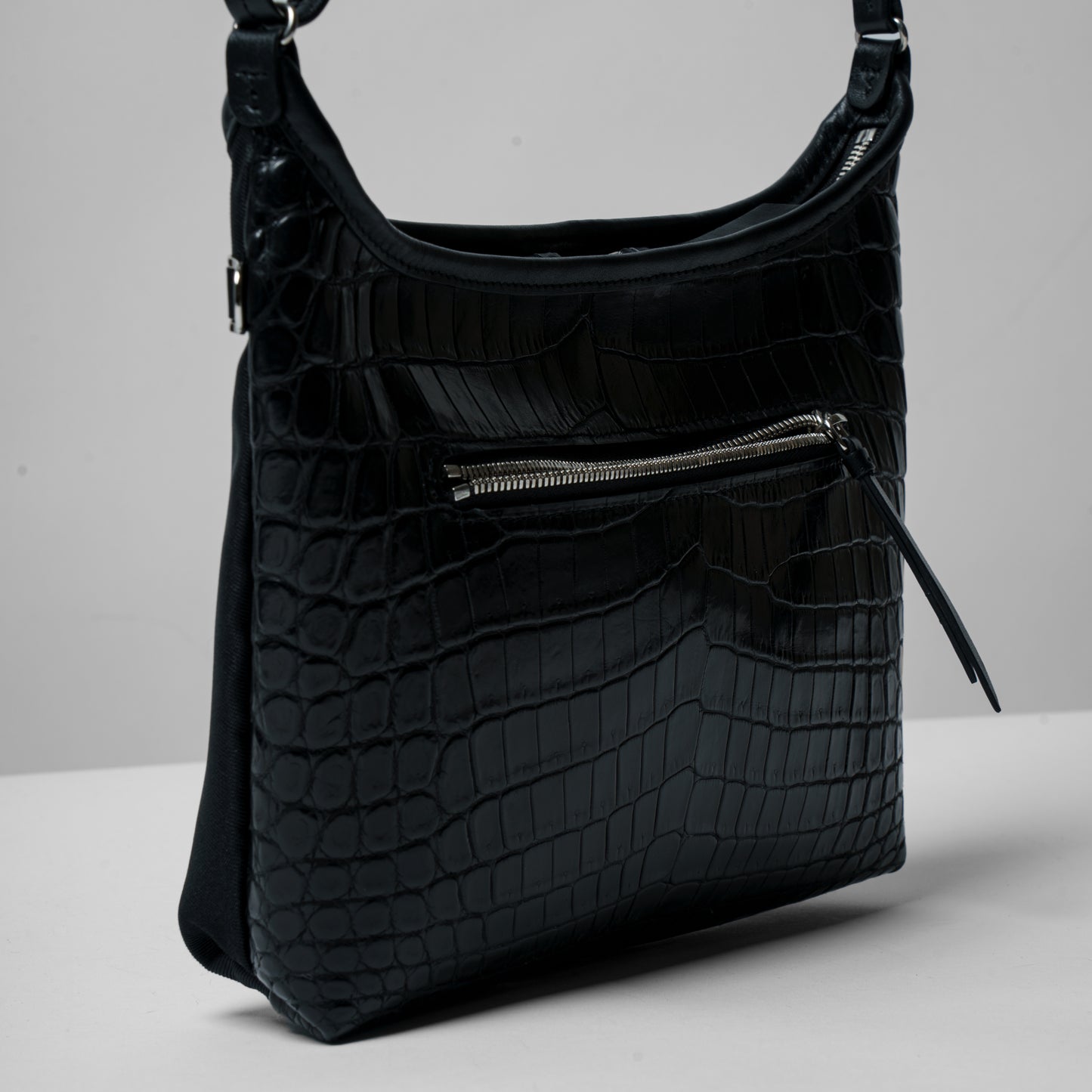 CROCODILE LEATHER MATTE BLACK FRONT ZIPPER SACOCHE