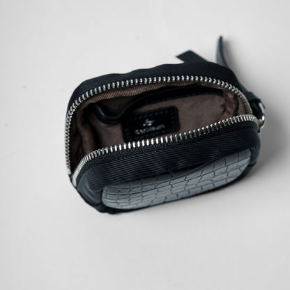 CROCODILE LEATHER MATTE BLACK ROUND ZIPPER POUCH MINI